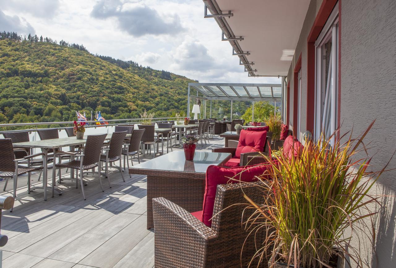 Hotel-Restaurant-Weingut Kapellenhof Klotten Exterior photo